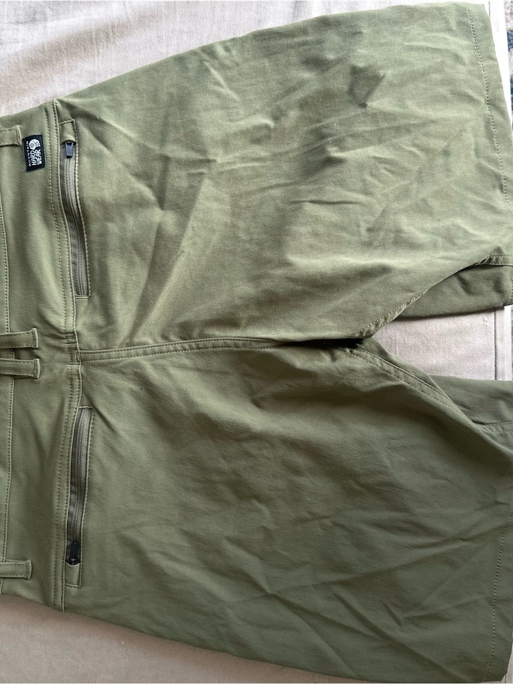 Mountain Hardwear Olive Green Men’s shorts - Outdoor Lightweight